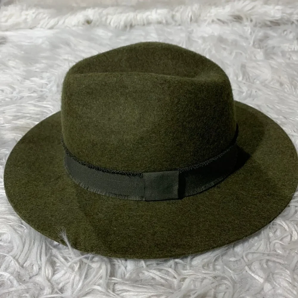 jeanne simmons | Accessories | Jeanne Simmons Rn 2543 Wool  display picture 1